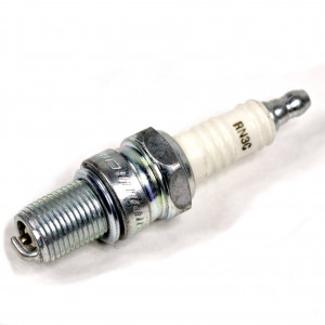 Bougie Champion RN3C Tout Cyclo MBK 51 LC / Peugeot 103 LC Culot Long Standard (BR8ES)